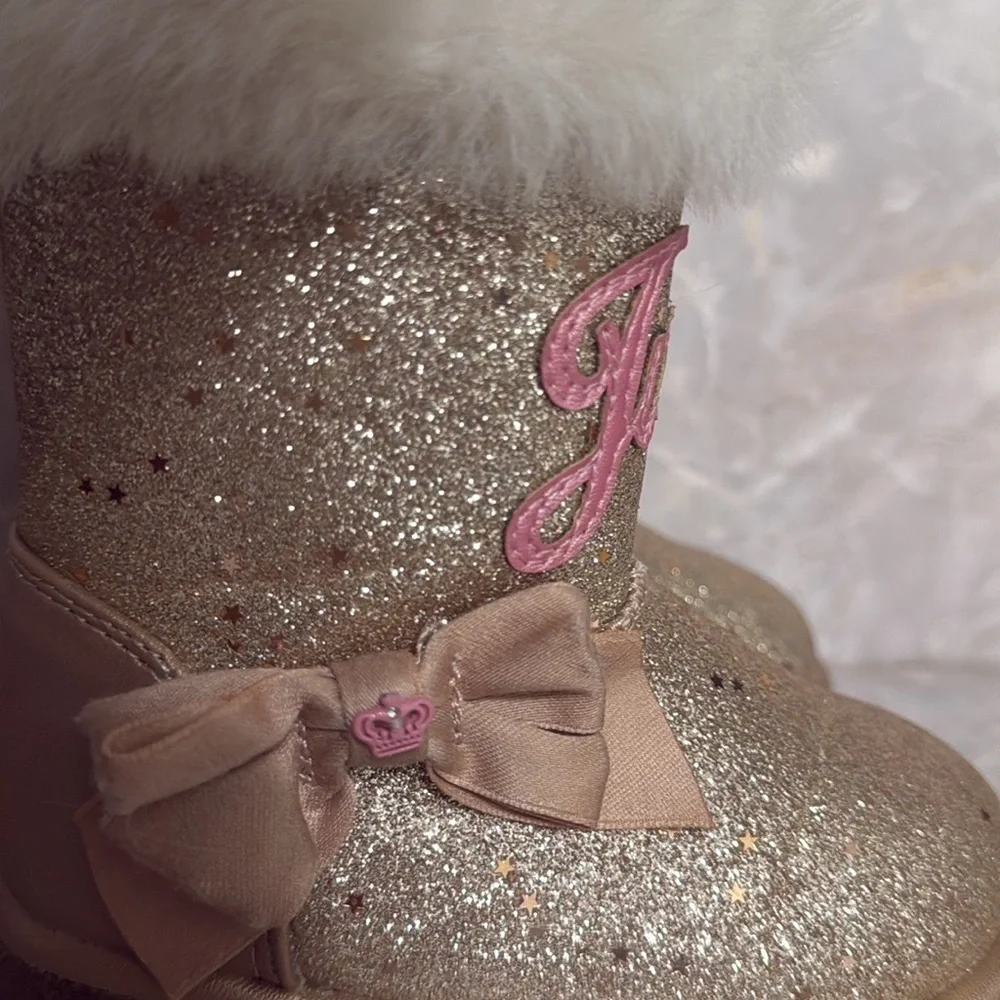 🎀 Juicy Couture Sparkle Fur Bow Boots Toddler - Picture 3 of 7